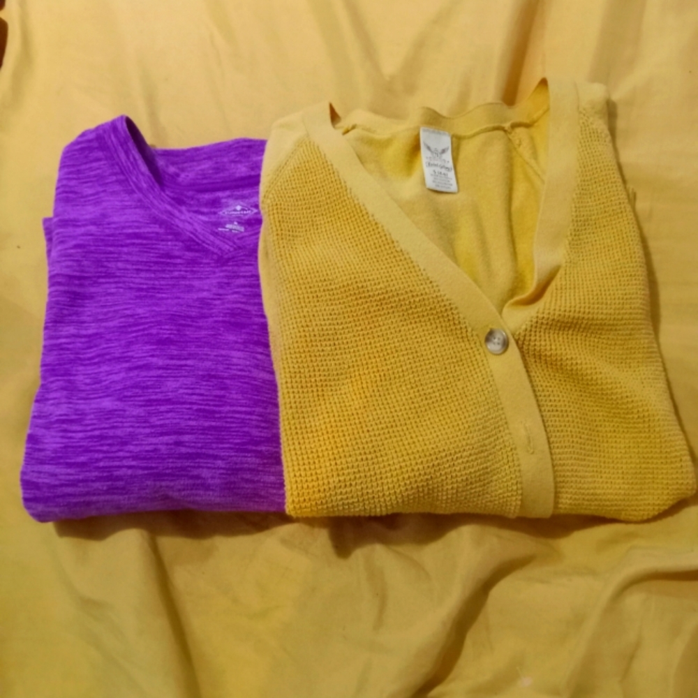 💜💛 NWOT Womens St John's Bay Sweater (1) Faded Glory Sweater (1) Small Duo